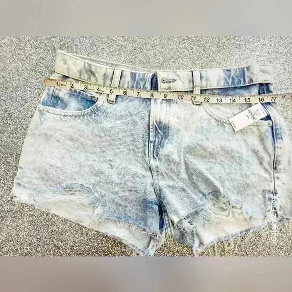 PROJECT GAP 2" Low Rise Foldover Denim Beach  Shorts with Washwell - Picture 4 of 7